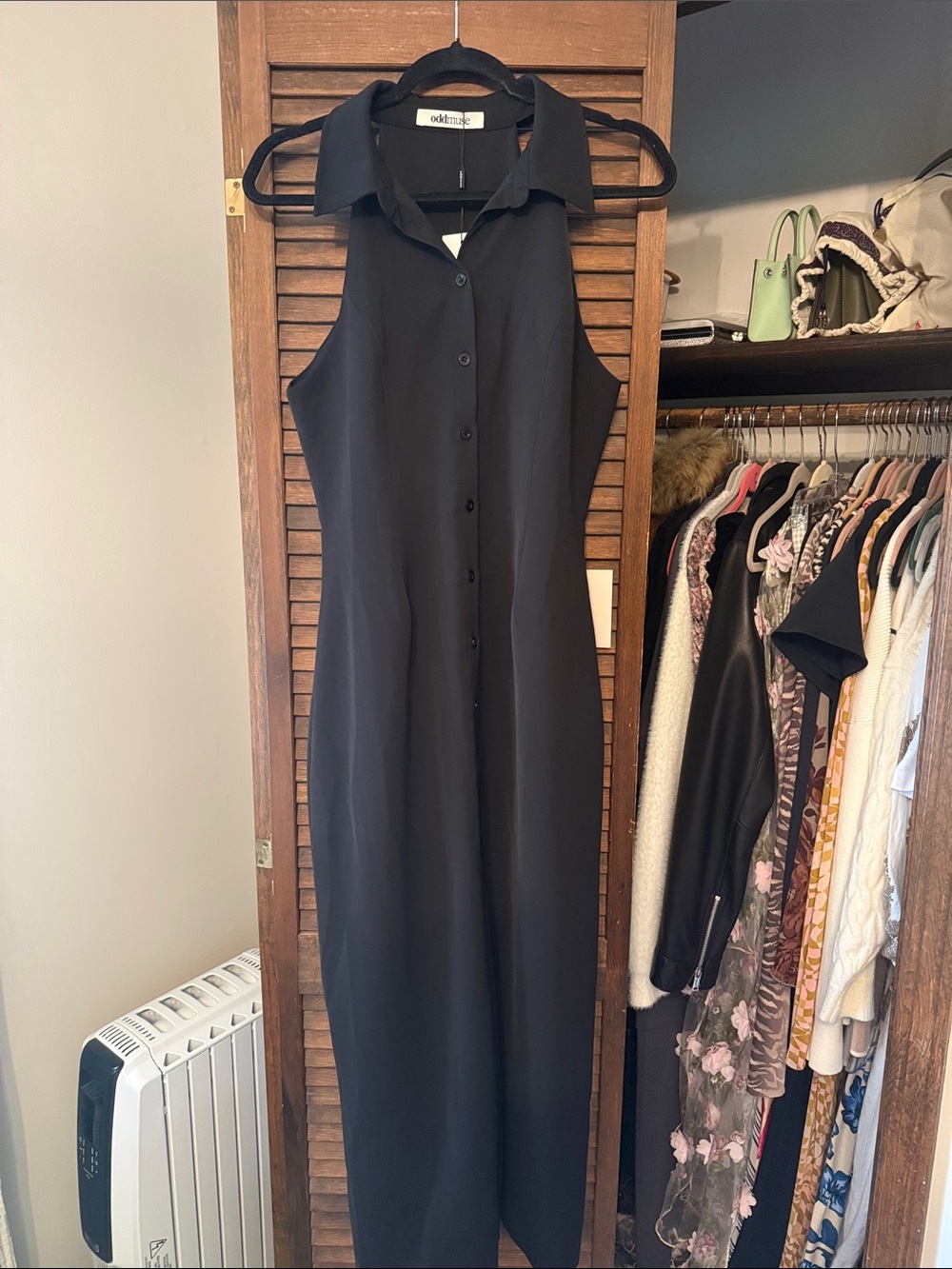 Odd Muse Black Sleeveless Button-Front Collared Dress